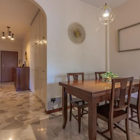 Domus Ester Borgo
